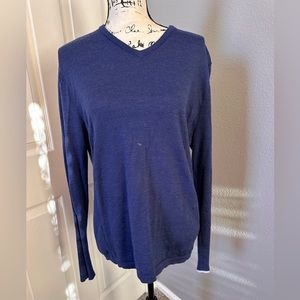 EUC Men’s Grayson V-Neck